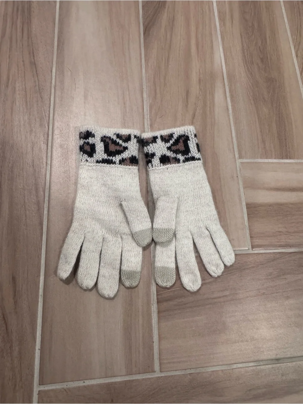 Coach Cream Knit Gloves with Leopard Accent